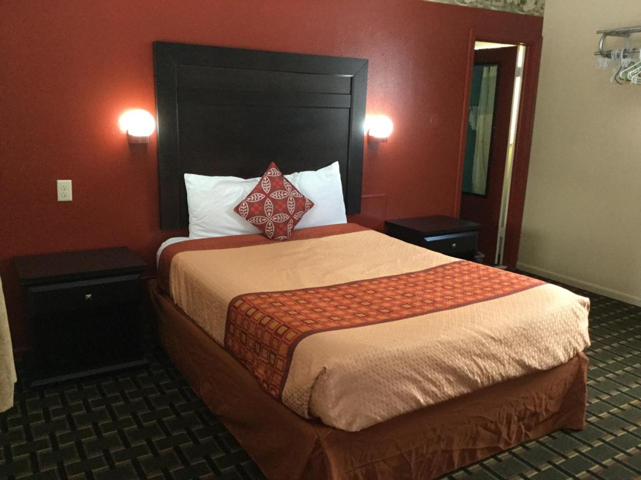 Best Motel Толедо Экстерьер фото